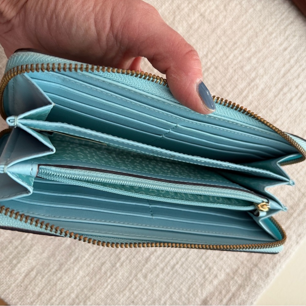 Kate Spade Leila zip around wallet - Picture 6 of 6